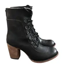 Freebird BY STEVEN Borow Women's Boots Size 10 Distressed Black Lace Up Zip Up