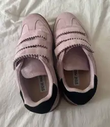 Steve Madden Momentum Sneakers