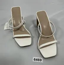 Womans NWT The Drop Strappy Slipon Slide Sandals 7.5 White Block Heel