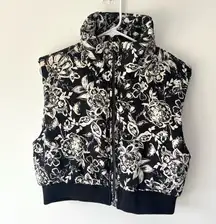 &Merci Black White Floral Puffer Cropped Vest Full Zip Feminine Coquette Chic