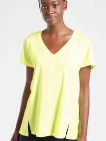 Athleta Boulevard V Neck Tee Neon Yellow Small Shirt Stretchy Featherweight