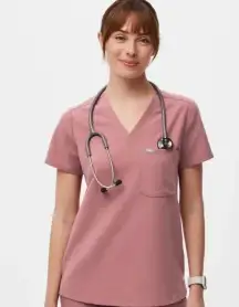 Figs NWT Catarina One-Pocket Scrub Top size 3XL in Mauve.