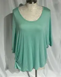 Lane Bryant  women’s plus size top size 22/24 .