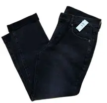 NWT Black Gap Girlfriend Midrise Relaxed Fit Frayed Hemmed Cuffed Jean Size 28