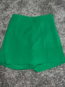 Kelly Green Mini Skort