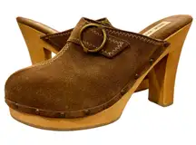 Y2K Vintage 1990’s Brown Suede Platform Clogs by Steve Madden, size 9
