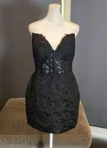 Women’s Black Short Party Dress Beading Sheer Bodice Corset Back Ties Size 8 NWT