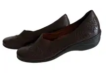 Hush Puppies Brown Loafers with Floral Embroidery