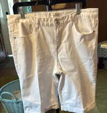 Christopher & Banks White Bermuda Shorts Classic Style
