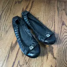 Tory Burch Black Leather And Patent Leather Cap Toe Ballet Flats