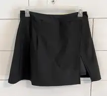 Kinesis Black Faux Wrap Skort. Size Large. EUC.