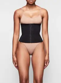 Skims Waist Trainer in Onyx Black Size XL NWOT