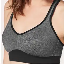 Lululemon Speed Up Grey and Black Bra Women’s 4
