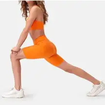 NWT OUTDOOR VOICES Outdoor Voices Zoom 8" Shorts Clementine orange