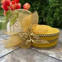 NEW Glitzy Mustard Gold Sequin Fancy Tulle Wool Spray Bow Hat Headpiece
