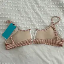 Oneoneswimwear bikini top