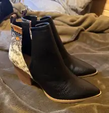 Faux Snake Skin Booties 