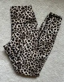 leopard print leggings 