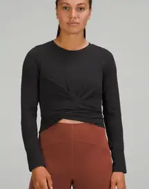 Yoga Wrap Long Sleeve Size 6 Black