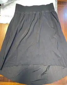 Athleta Womens small Black Cosmic Skirt Elastic Waistband Modest Workout Hi Low