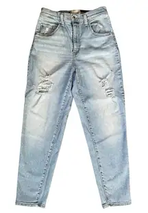 Levi’s Silver Tab Mom Jeans light wash ultra high rise distressed 90’s style