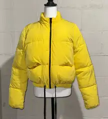 Divided H&M Women’s Yellow Cropped Puffer Coat