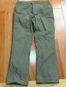 Eddie Bauer Women's Forest Green Cargo Fleece Lined Pants size L