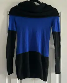 Saks Fifth Avenue Women’s Cowl Neck Blue & Black Cashmere Sweater Size XS