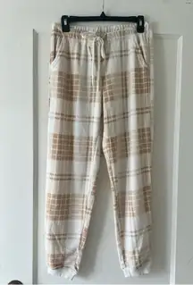 Cream & Tan Plaid Soft Cozy Pull On Jogger Lounge Pants Size Small NWT