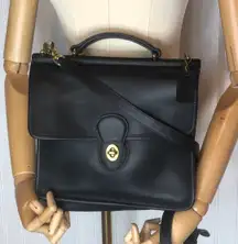 WILLIS Black Leather Station Turn Lock Crossbody Shoulder Bag Vintage