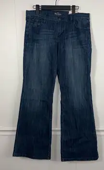 NWOT Old Navy The Diva Low Rise Stretch Denim Blue Flare Trouser Jeans 6 Casual