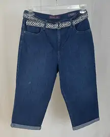 Gloria Vanderbilt Amanda Denim Capris with Patterned Belt Size 10