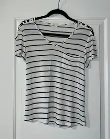 Glitz black and white stripped top