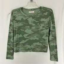 Lucky Brand Long Sleeve Camouflage Cropped T Shirt Women’s Small Green