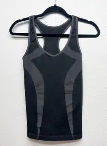 Brooks Activewear Sportswear Athletic Yoga Gym Training Workout Tank Top Size S