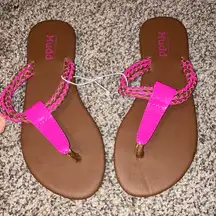NWT Mudd Braided Flip Flops, Small (5-6)