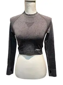 Gymshark Shirt Womens Medium‎ Gray Seamless Crop Top Neutral Workout Athleisure