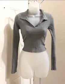 Grey ribbed long sleeve V-neck polo henley shirt top blouse #preppy #minimalist Size L-measurement in pics