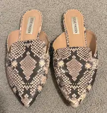 Steve Madden Black and Cream Snakeskin Mules