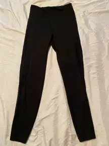 black elevate leggings with mesh on legs