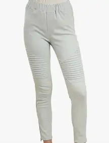 Umgee Off White Washed Moto Jeggings with Pintuck and zipper detail. NWT Sz S