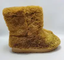 Rouge Helium Fluffy Fury All Fur Winter Cozy Warm Boots Size 9 Tan