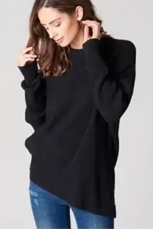 [Free People] Black Downtown Sweater Ribbed Knit Asymmetrical Hem Oversized XS