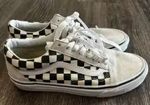 Vans, old-school checkerboard white