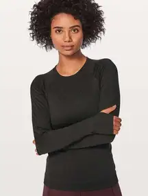 Black Rest Less Pullover