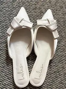 Lulus pointed toe flats 