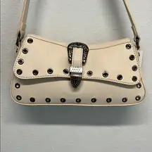 Betsey Johnson Hand Bag with Retro Charm ✨