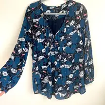 A PEA IN THE POD floral flowy blue boho long sleeves maternity blouse.