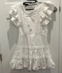 Parisian US White Dress 🥰 4 or 6 Read Description