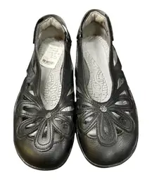 JBU by Jambu's Juniper 
Women's Black flats size 7.5 vegan